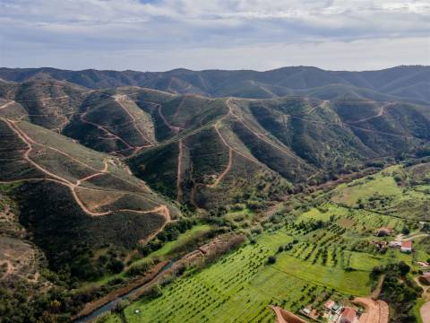 Terreno Misto em Alferce, Monchique, Algarve