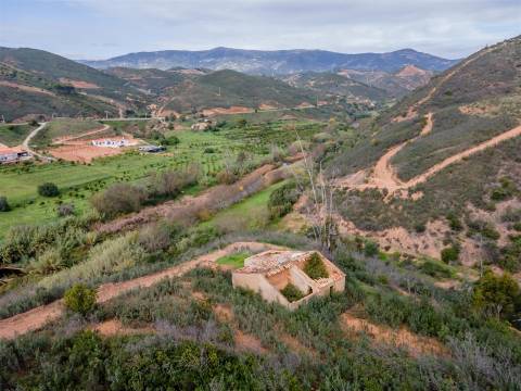 Terreno Misto em Alferce, Monchique, Algarve