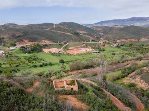 Terreno Misto em Alferce, Monchique, Algarve