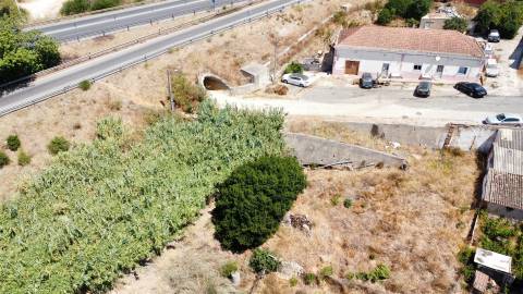 Terreno com projeto para moradia T3 moderna em Alvor — Portimão, Algarve