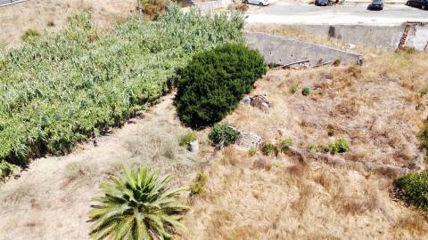 Terreno com projeto para moradia T3 moderna em Alvor — Portimão, Algarve