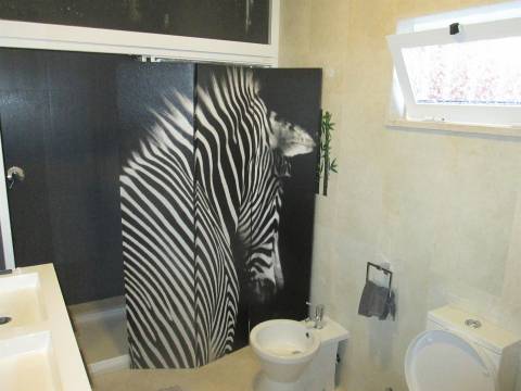 Moradia V2+1, Pêra, Armação de Pêra, terreno para piscina e cultivo, garagem