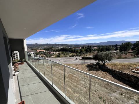 Apartamento T3 Arrendamento em Tortosendo,Covilhã