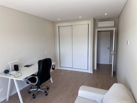 Apartamento T3 Arrendamento em Tortosendo,Covilhã