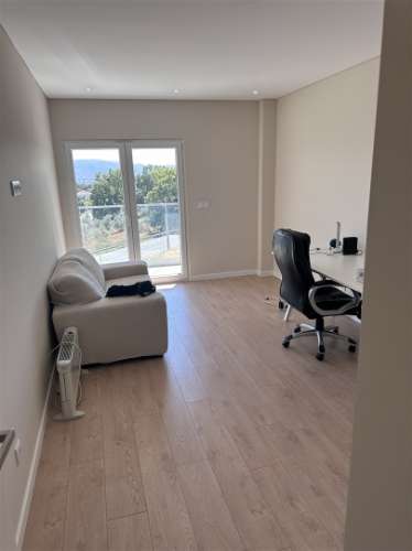 Apartamento T3 Arrendamento em Tortosendo,Covilhã