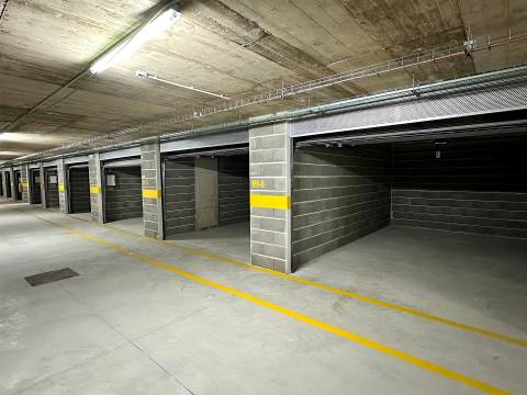 Garagens Box Privadas na Zona Ribeirinha de Portimão