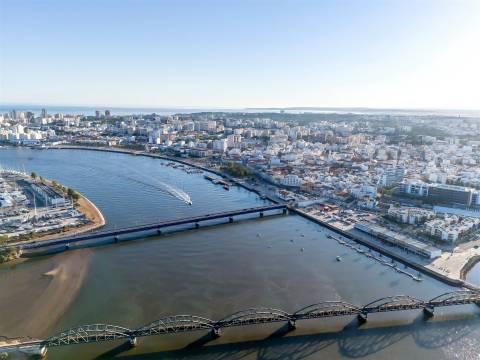 Garagens Box Privadas na Zona Ribeirinha de Portimão