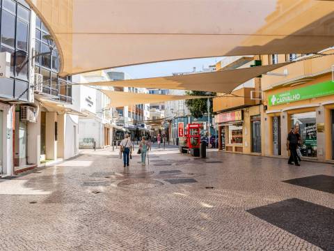 Garagens Box Privadas na Zona Ribeirinha de Portimão