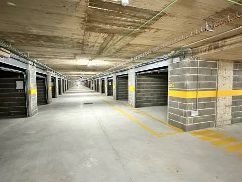 Garagens Box Privadas na Zona Ribeirinha de Portimão