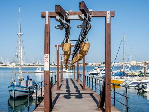 Garagens Box Privadas na Zona Ribeirinha de Portimão