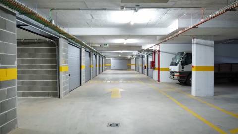 Garagens Box Privadas na Zona Ribeirinha de Portimão