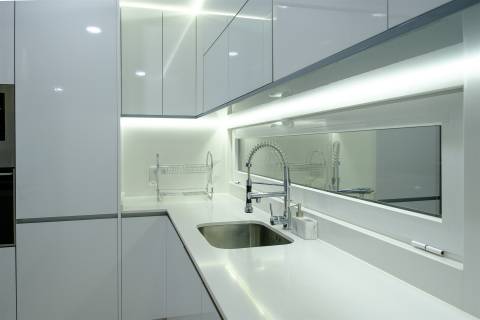 Luxuosa Moradia T4, Aroeira, Almada