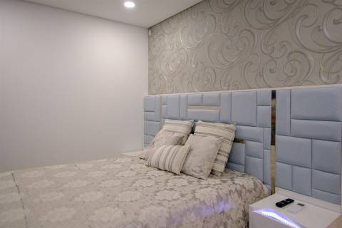 Luxuosa Moradia T4, Aroeira, Almada