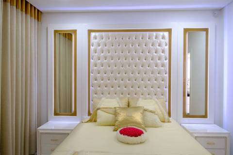 Luxuosa Moradia T4, Aroeira, Almada