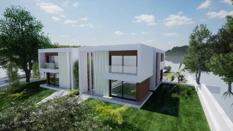 Luxuosa Moradia T4 em Tróia