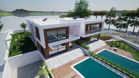 Luxuosa Moradia T4 em Tróia