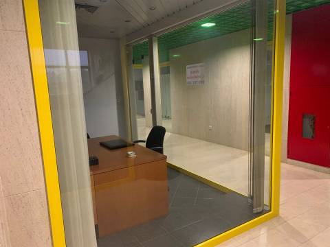 Excelente Escritório / Gabinete / Consultório