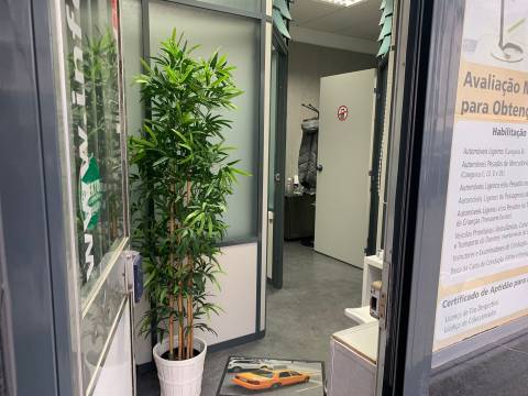 Excelente Escritório / Gabinete / Consultório