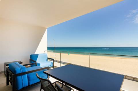 Apartamento T1, Primeira Linha de Mar, Sesimbra