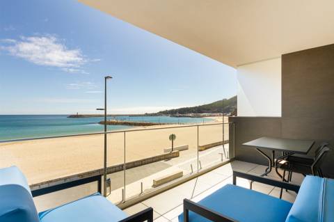 Apartamento T1, Primeira Linha de Mar, Sesimbra