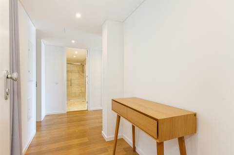 Apartamento T0 em Primeira Linha em Sesimbra