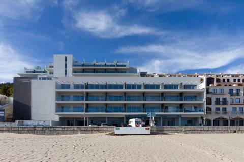 Apartamento T0 em Primeira Linha em Sesimbra