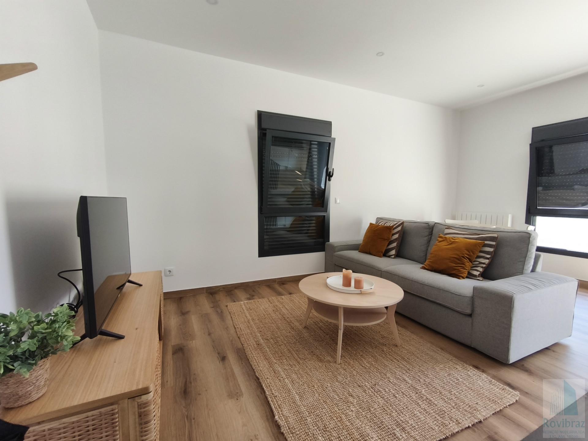 Moradia T2 Arrendamento em Custóias, Leça do Balio e Guifões,Matosinhos