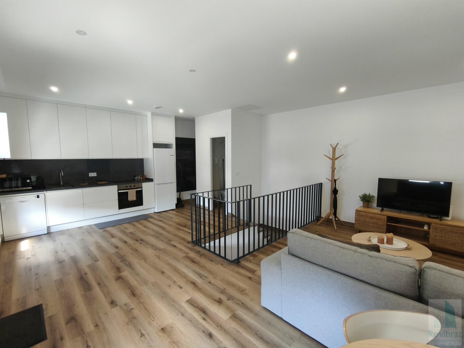 Moradia T2 Arrendamento em Custóias, Leça do Balio e Guifões,Matosinhos