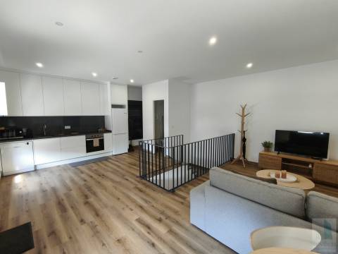 Moradia T2 Arrendamento em Custóias, Leça do Balio e Guifões,Matosinhos