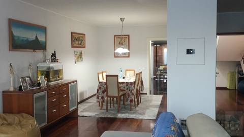 Moradia T5 Venda em São Mamede de Infesta e Senhora da Hora,Matosinhos