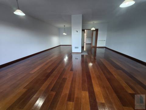 Moradia T5 Venda em Paranhos,Porto