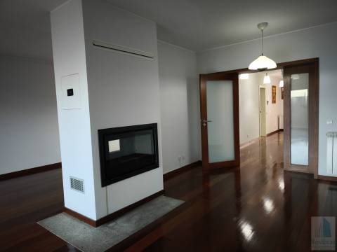 Moradia T5 Venda em Paranhos,Porto