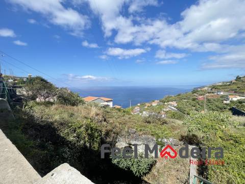 Moradia para Restaurar T2 Venda em Ribeira Brava,Ribeira Brava