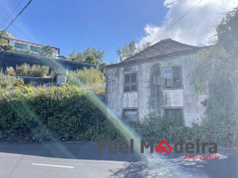 Moradia para Restaurar T2 Venda em Ribeira Brava,Ribeira Brava