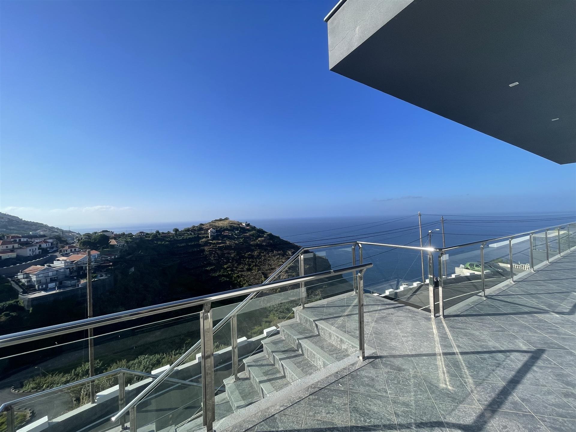 Moradia Isolada T3 Venda em Ribeira Brava,Ribeira Brava
