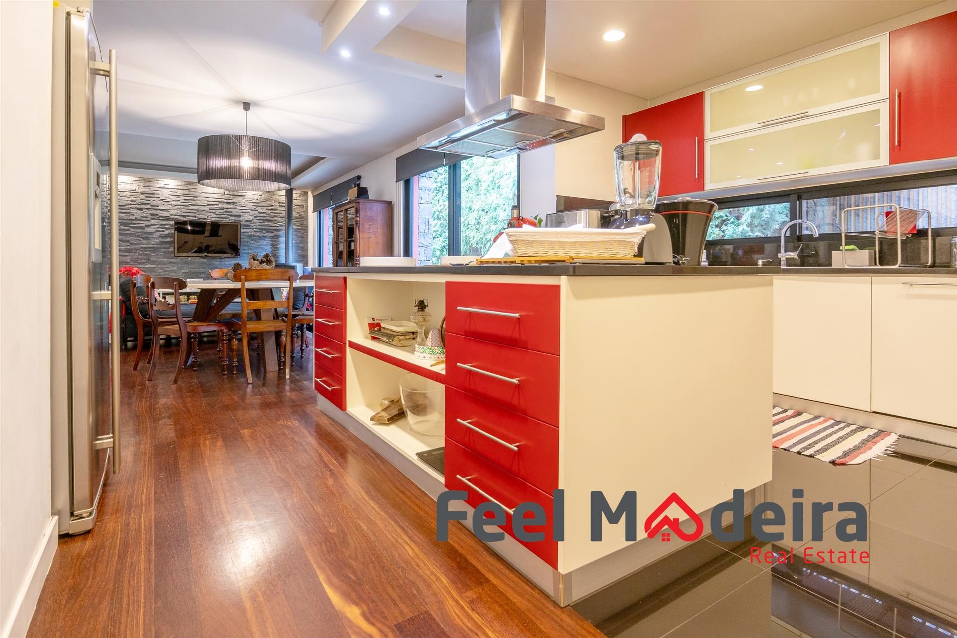 Moradia Isolada T3 Venda em Santo António,Funchal