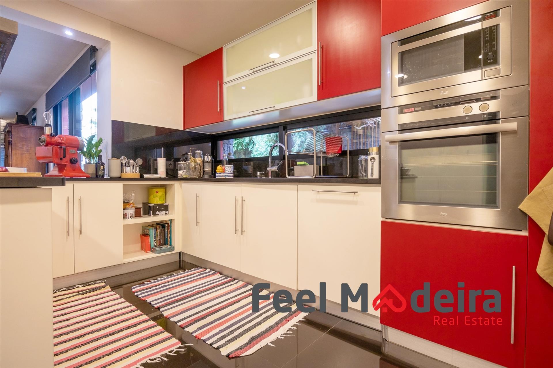 Moradia Isolada T3 Venda em Santo António,Funchal