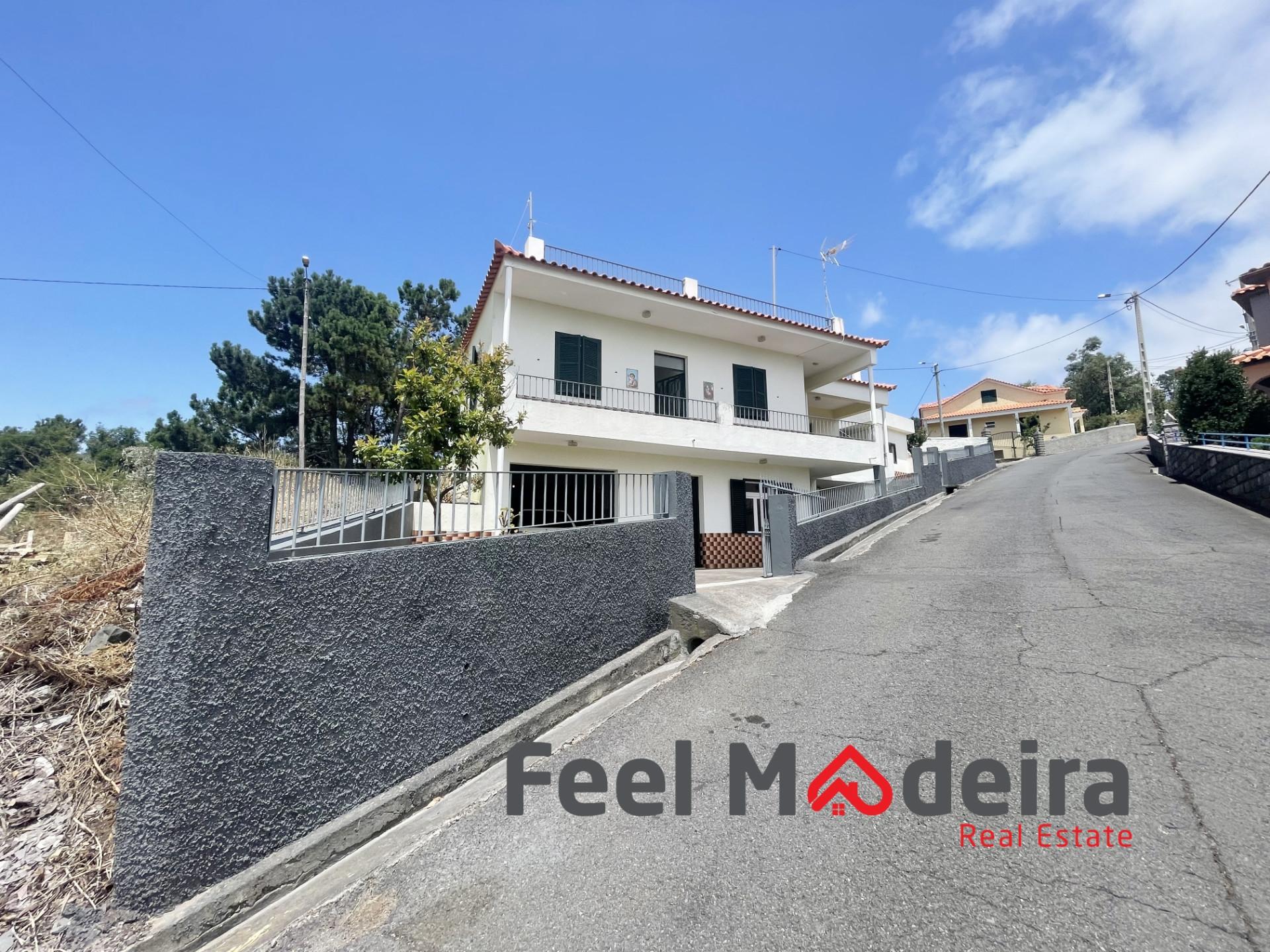 Moradia Isolada T3 Venda em Ribeira Brava,Ribeira Brava