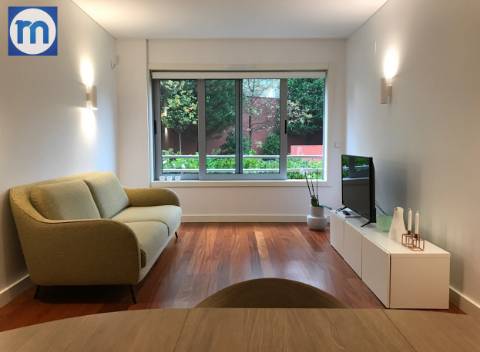 Apartamento T1 Arrendamento em Aldoar, Foz do Douro e Nevogilde,Porto