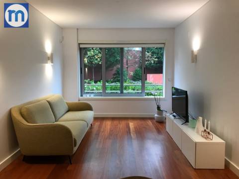 Apartamento T1 Arrendamento em Aldoar, Foz do Douro e Nevogilde,Porto