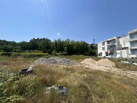 Terreno Rústico com 5.400m2 em Boelhe, Penafiel