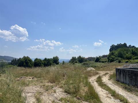 Terreno Rústico com 5.400m2 em Boelhe, Penafiel