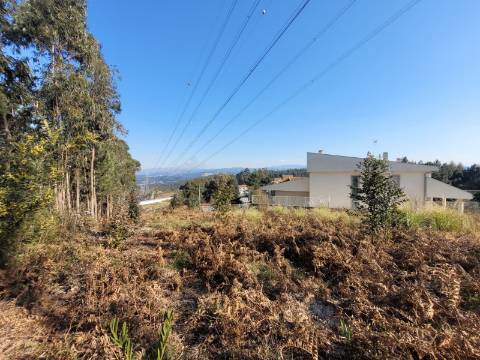 Lote de Terreno p/ construção com uma área total de 7.500 m² em Sandim