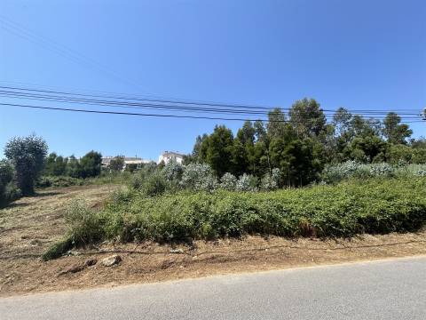 Terreno com 8.950 m² para Construção em Pedroso