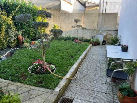 Moradia Isolada T4 Venda em Requião,Vila Nova de Famalicão