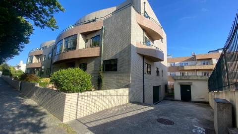 ARRENDADO! Apartamento T1 com Garagem na Avª de Francelos, Valadares