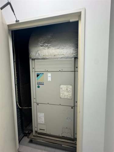 Loja Comercial com 154 m2 perto do Centro de Arcozelo