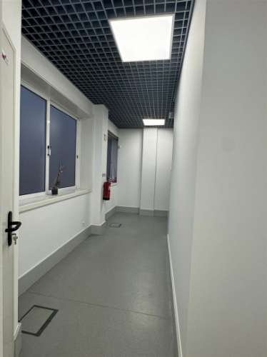 Loja Comercial com 154 m2 perto do Centro de Arcozelo