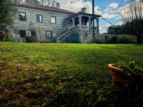 Moradia T4 Venda em Antas e Abade de Vermoim,Vila Nova de Famalicão