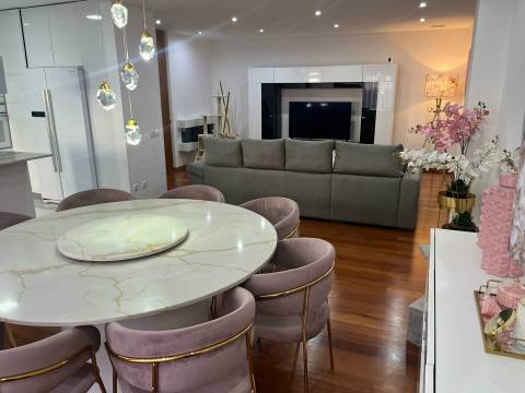 Apartamento T3 Venda em Póvoa de Varzim, Beiriz e Argivai,Póvoa de Varzim